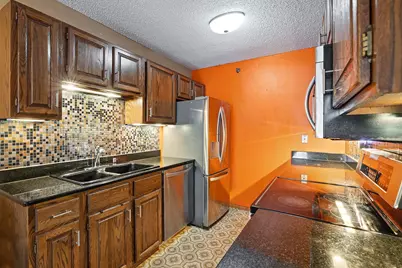 1225 Lasalle Avenue #501, Minneapolis, MN 55403 - Photo 11