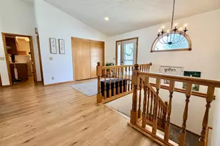 867 Briarwood Dr, Worthington, MN 56187 - Photo 9