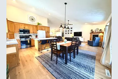 867 Briarwood Drive, Worthington, MN 56187 - Photo 15