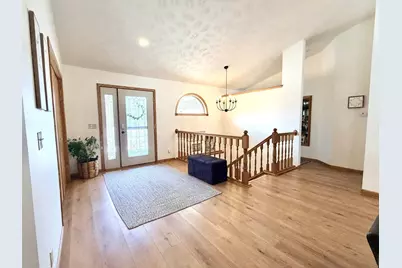 867 Briarwood Drive, Worthington, MN 56187 - Photo 7