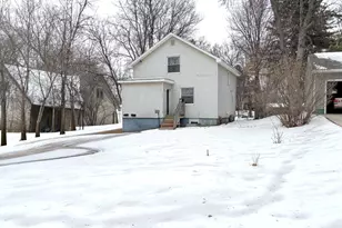 822 W Maple Ave, Fergus Falls, MN 56537 - Photo 39