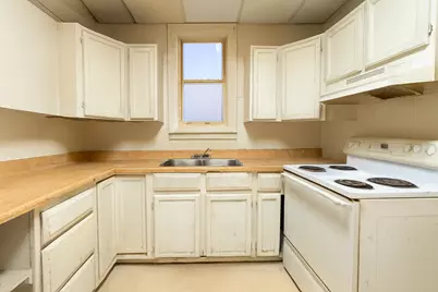 822 W Maple Avenue, Fergus Falls, MN 56537 - Photo 9