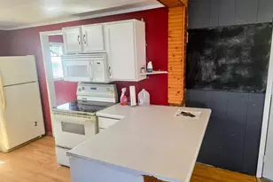 611 9th St, International Falls, MN 56649 - Photo 9