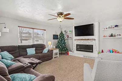 406 S 3rd Street, Beaver Creek, MN 56116 - Photo 5