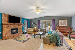 6996 Hickory Dr NE, Fridley, MN 55432 - Photo 9