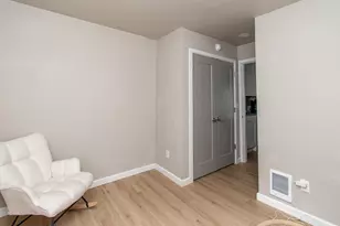 120 University Dr S, Fargo,  58103 - Photo 37