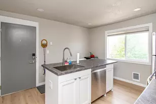 120 University Dr S, Fargo,  58103 - Photo 7