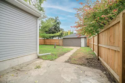 4111 Thomas Avenue N, Minneapolis, MN 55412 - Photo 49