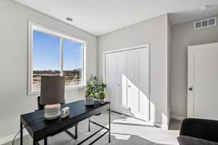 1105 Compton Ave, River Falls, WI 54022 - Photo 9