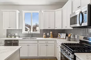 1105 Compton Ave, River Falls, WI 54022 - Photo 31