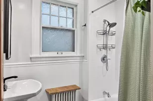 909 W 44th St, Minneapolis, MN 55409 - Photo 19