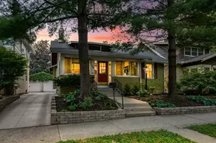 909 W 44th St, Minneapolis, MN 55409 - Photo 17