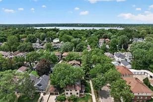 909 W 44th St, Minneapolis, MN 55409 - Photo 23