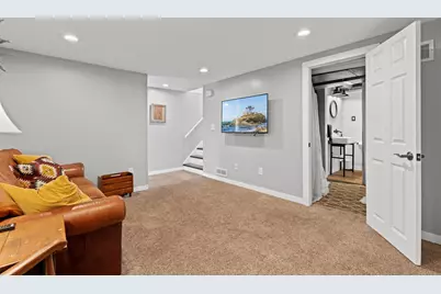 1918 18 1/2 Street NW, Rochester, MN 55901 - Photo 19