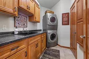 255 Foothills Ln SE, Rochester, MN 55904 - Photo 27