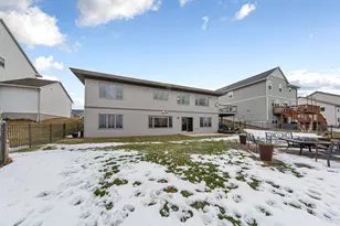 255 Foothills Ln SE, Rochester, MN 55904 - Photo 9