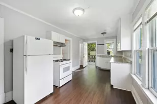 2024 Queen Ave N, Minneapolis, MN 55411 - Photo 1