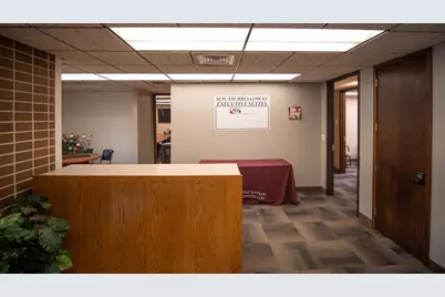 1903 Broadway Avenue S, Rochester, MN 55904 - Photo 15