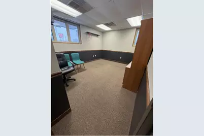 1903 Broadway Avenue S, Rochester, MN 55904 - Photo 21