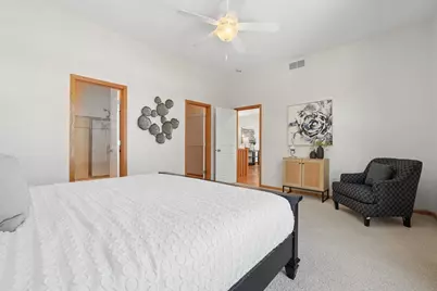 10420 Lancaster Lane, Woodbury, MN 55129 - Photo 13