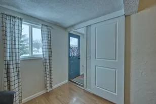 1521 15th Ave E, Hibbing, MN 55746 - Photo 5