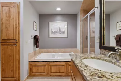 101 Willoughby Way E, Minnetonka, MN 55305 - Photo 27