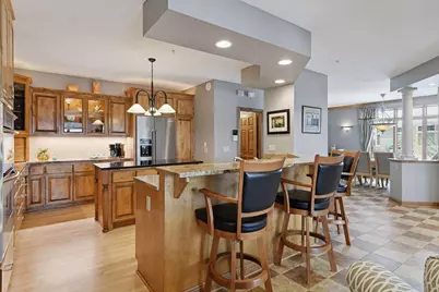 101 Willoughby Way E, Minnetonka, MN 55305 - Photo 15