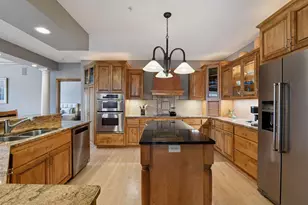 101 Willoughby Way E, Minnetonka, MN 55305 - Photo 17