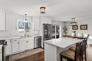 6543 N Bluebird Dr N, Maple Grove, MN 55369 - Photo 5