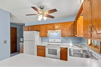 4235 Royce Street NE, Columbia Heights, MN 55421 - Photo 9