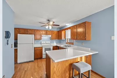 4235 Royce Street NE, Columbia Heights, MN 55421 - Photo 7