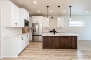 520 Leonard St, Hawley, MN 56549 - Photo 5