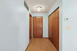 32 11th Ave S, Hopkins, MN 55343 - Photo 5