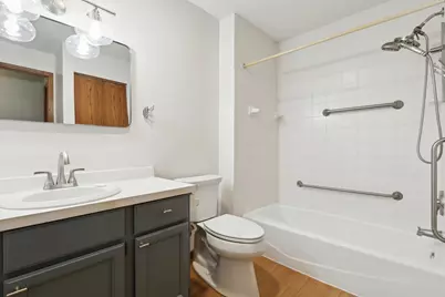 32 11th Avenue S #303, Hopkins, MN 55343 - Photo 15