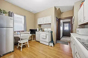 1422 8th Ave S, Fargo,  58103 - Photo 9