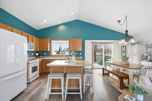 230 Pintail Dr, Hammond, WI 54015 - Photo 3