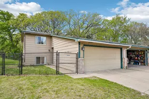 9526 Grey Widgeon Pl, Eden Prairie, MN 55347 - Photo 1