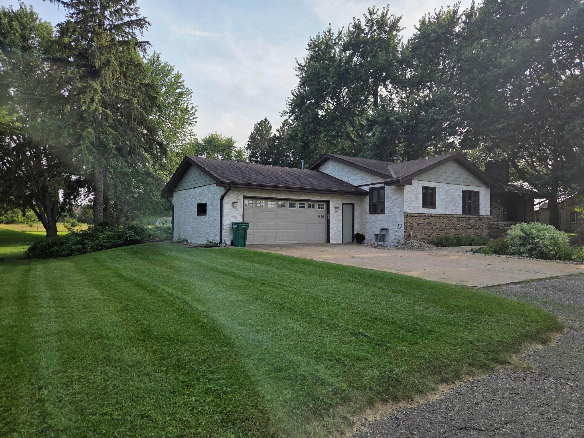 1660 Bunker Lake Blvd NE, Ham Lake, MN 55304 - MLS 7009108 - Coldwell ...