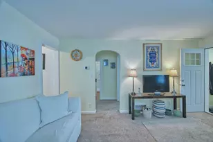 114 E 17th St, Hibbing, MN 55746 - Photo 7