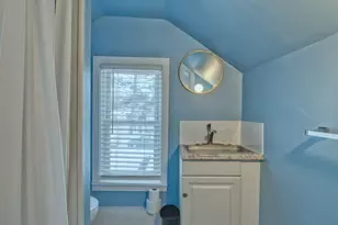 114 E 17th St, Hibbing, MN 55746 - Photo 23