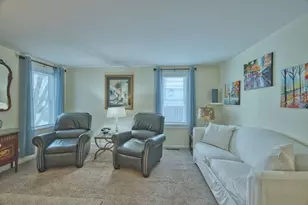 114 E 17th St, Hibbing, MN 55746 - Photo 5