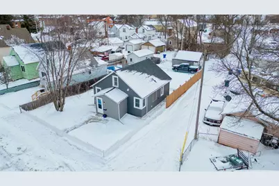 114 E 17th Street, Hibbing, MN 55746 - Photo 35