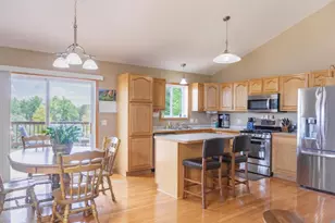 211 Clover Ct, Jordan, MN 55352 - Photo 3