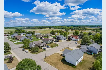 211 Clover Court, Jordan, MN 55352 - Photo 9