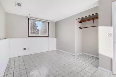 10460 Buckingham Drive, Eden Prairie, MN 55347 - Photo 9