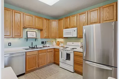 4824 E 53rd Street #501, Minneapolis, MN 55417 - Photo 5