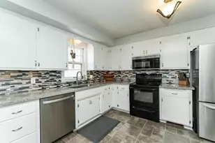 2408 16th Ave NW, Rochester, MN 55901 - Photo 17