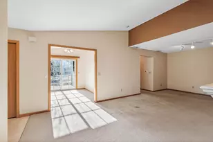 9959 Tamarack Cove, Woodbury, MN 55125 - Photo 5