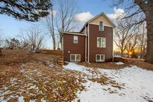 325 River St, Waterville, MN 56096 - Photo 9