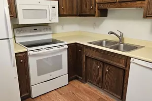 820 10th St S, Fargo,  58103 - Photo 7